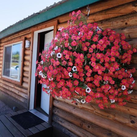 Big Medicine Cabins Saint Ignatius Εξωτερικό φωτογραφία